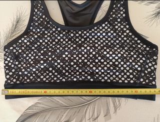 Top deportivo negro y blanco - Talla M