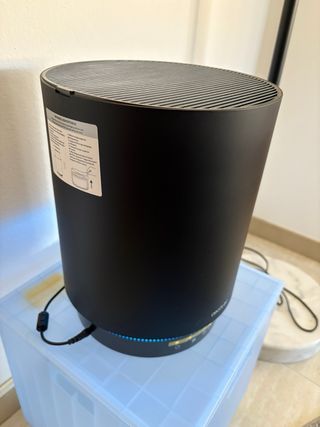 Purificador de aire Cecotec bajo consumo.