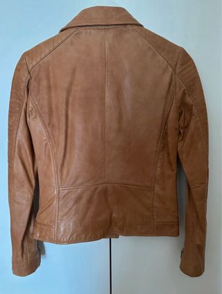 Cazadora cuero marrón