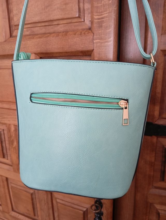 Bolso bandolera bicolor blanco y turquesa 