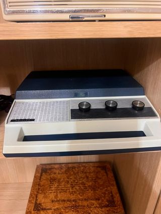 Radio antigua Philips