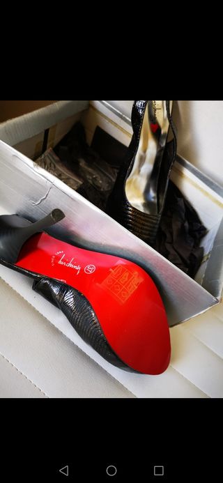 Sandalias Luichiny tacón dorado 37