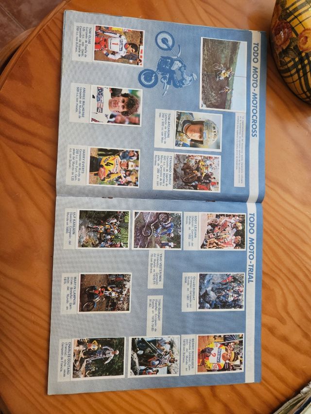 Álbum cromos Todo Moto