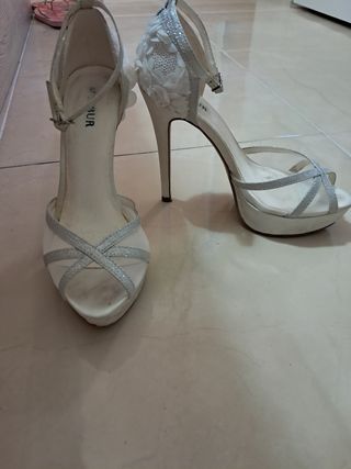 Zapatos novia tacón plata blanco