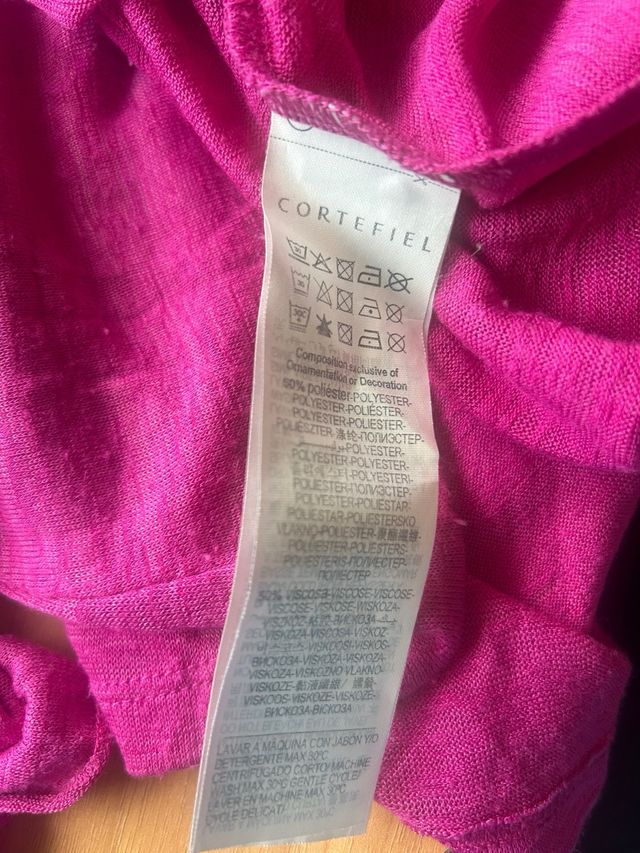 Camiseta Cortefiel fucsia