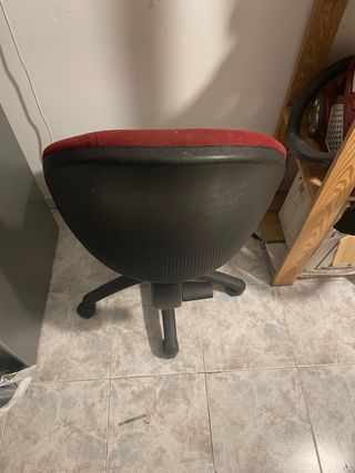 Silla oficina giratoria roja