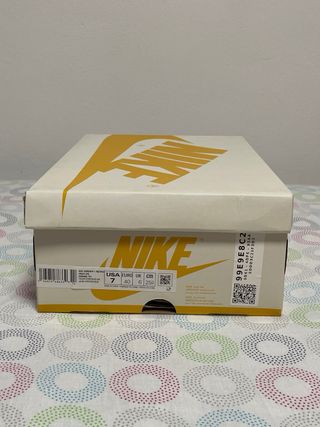 Nike Air Jordan 1 High OG Amarillo