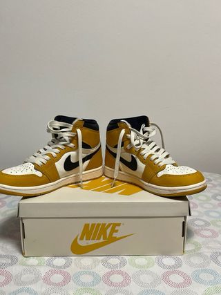 Nike Air Jordan 1 High OG Amarillo