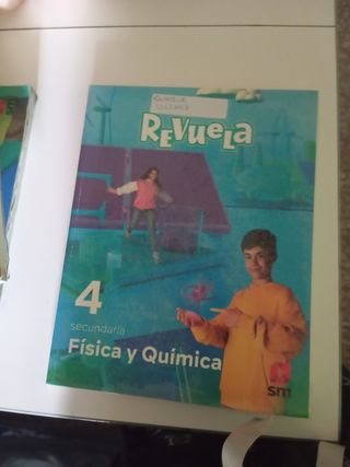 Física y Química. 4 Secundaria. Revuela