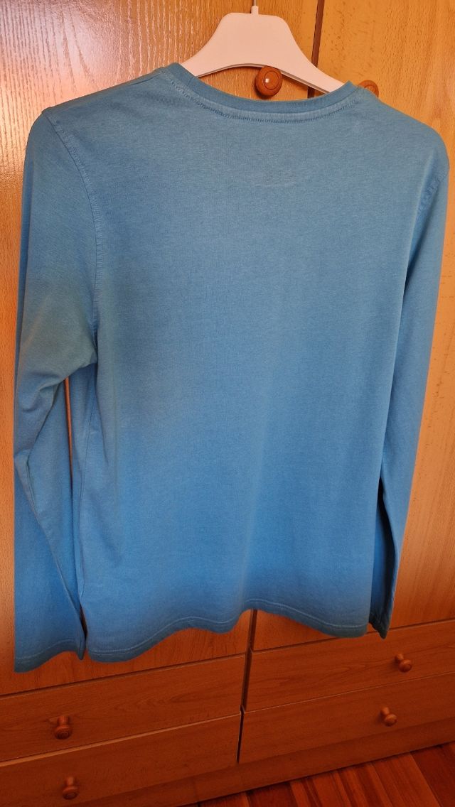 Sudadera turquesa talla XS. Marca C&A