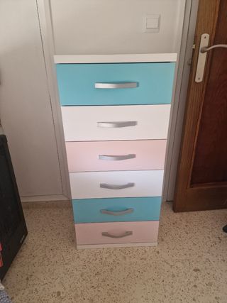 Letto estraibile per bambini + cassettiera