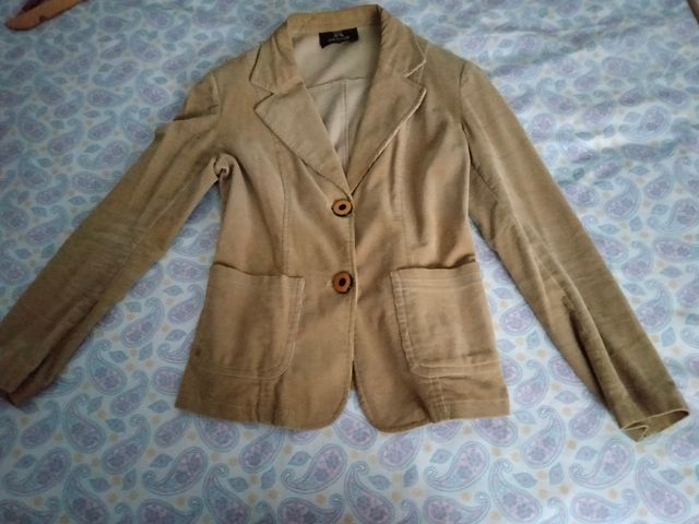 Chaqueta pana camel talla S.