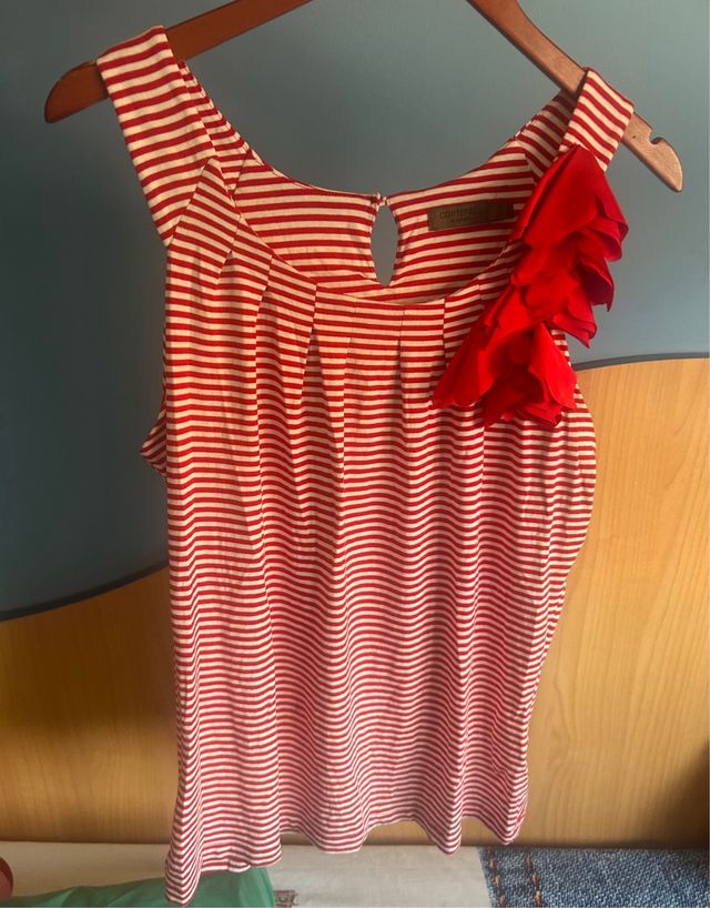 Camiseta rayas rojas y blancas