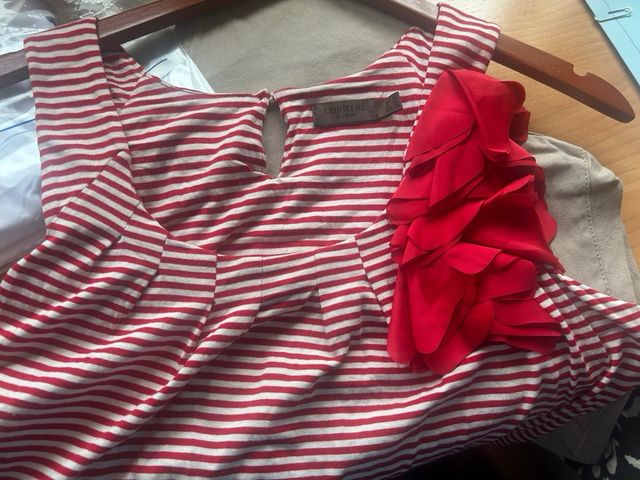 Camiseta rayas rojas y blancas