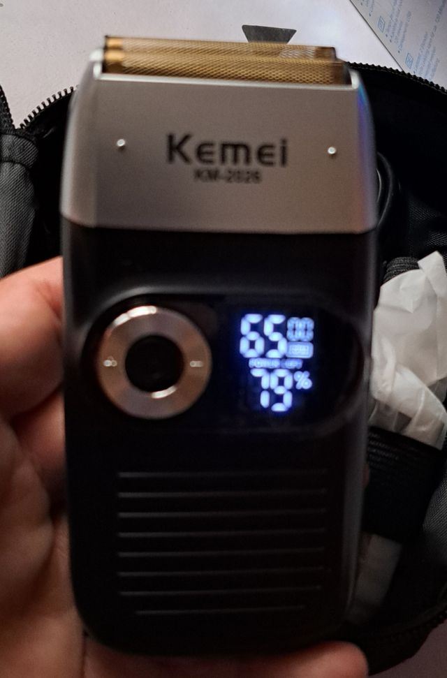 Afeitadora de hombre