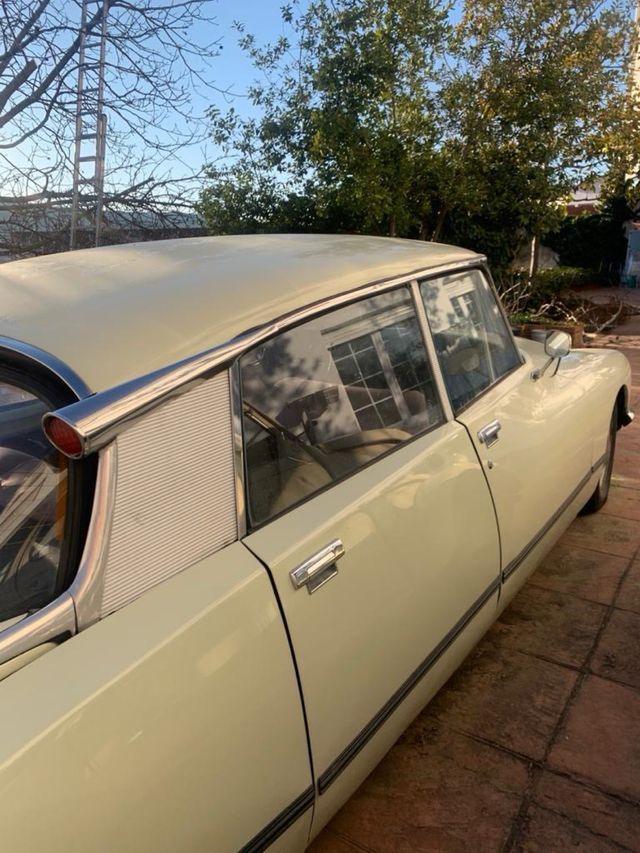 Citroen DS5 1977 (tiburon)