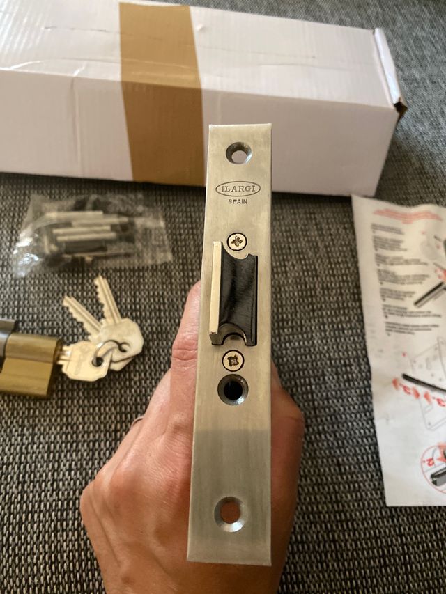 Cerradura puerta ILARGI