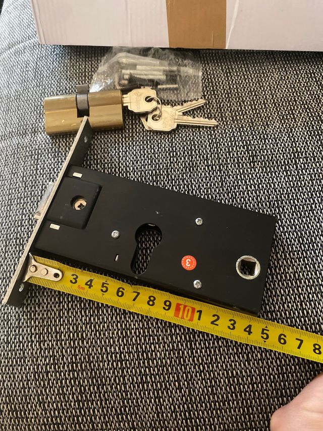 Cerradura puerta ILARGI