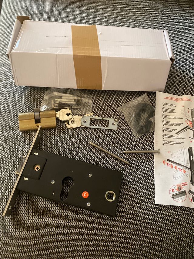 Cerradura puerta ILARGI