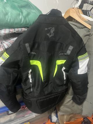Chaqueta moto Bela mujer
