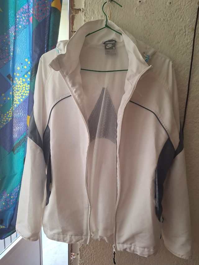 Chaqueta Nike S - Gris/Blanca
