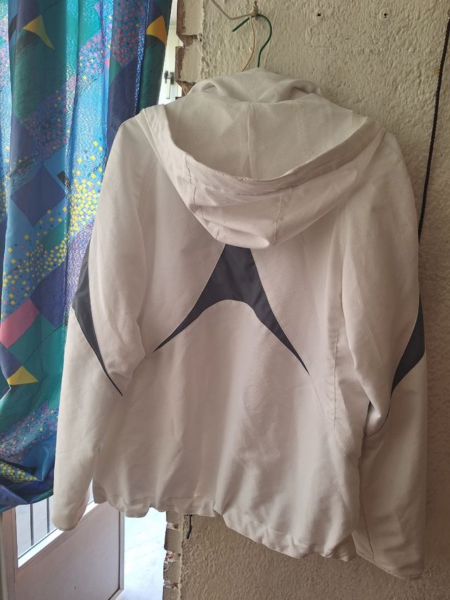 Chaqueta Nike S - Gris/Blanca