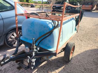 Cuba fumigadora con bomba pistones para tractor.