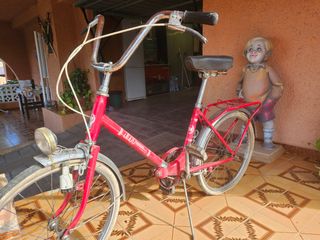 Bicicleta BH antigua para restaurar
