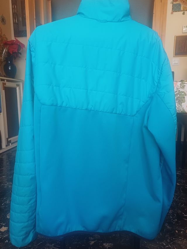 Cazadora Vaude turquesa térmica