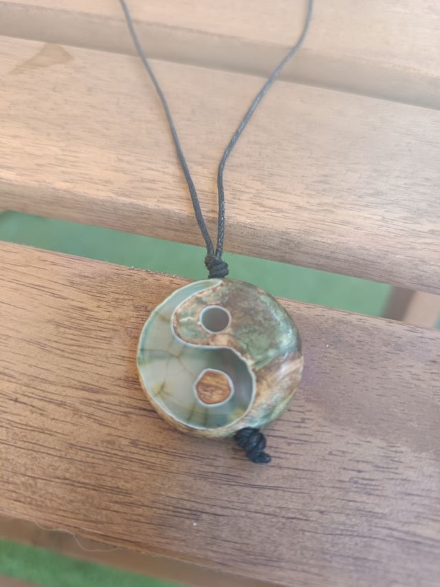 Medallón Ying Yang: blanco y negro