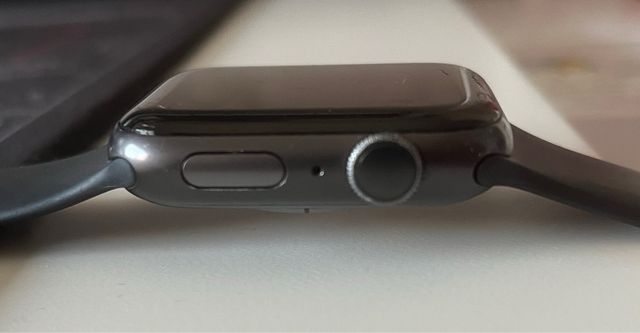 Apple Watch Series 5 - GPS - 44mm - Negro espacial