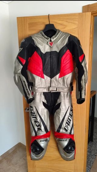 Mono Dainese Piel, 2 piezas, Talla 54
