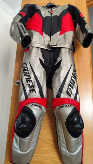 Mono Dainese Piel, 2 piezas, Talla 54