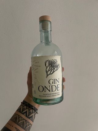 bottiglie vuote 
disponibili piu pezzi per tipo 