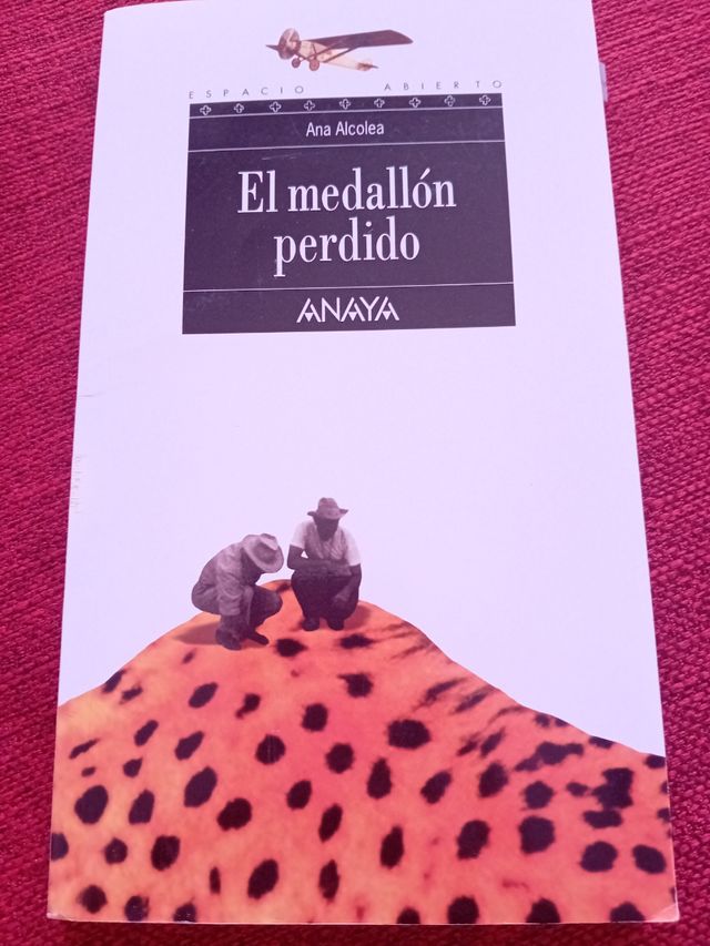 El Medallón Perdido - Ana Alcolea