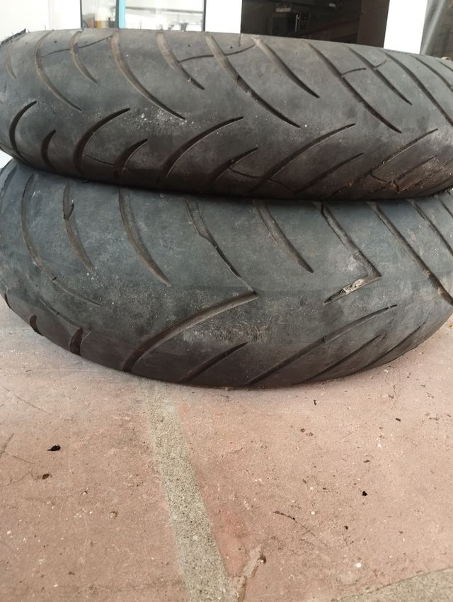 Llantas Hyosung Aquila 650 2ruedas