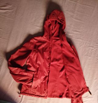 Chaquetón rojo reversible talla M