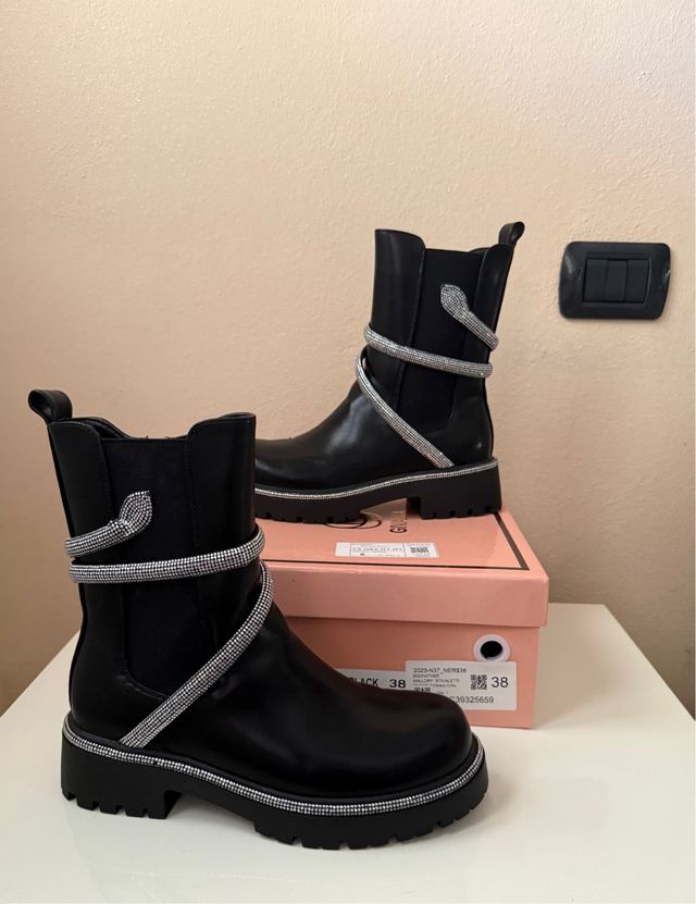 Stivaletti neri con strass - Tg 38