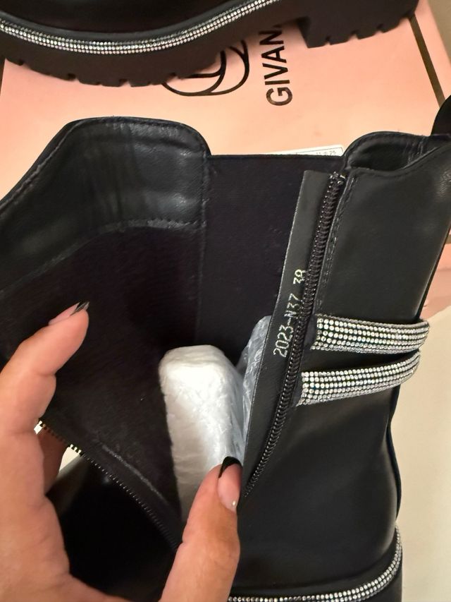 Stivaletti neri con strass - Tg 38