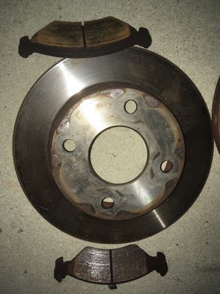Discos+pastillas Ford Fiesta mk4