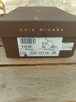 Sandalias Chie Mihara multicolor