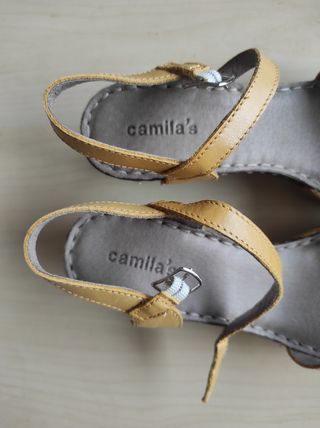 Sandalias Camila's amarillas nº 38 nuevas