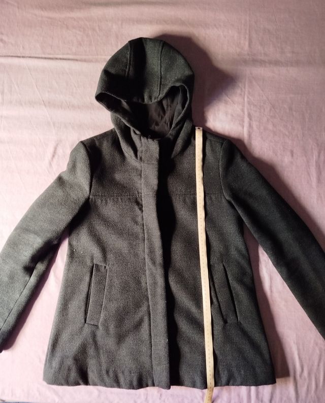 Abrigo gris capucha talla S