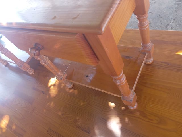 Tavoli in legno massello (2) 49x33x59cm