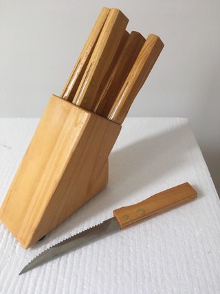 Ceppo 6 coltelli legno