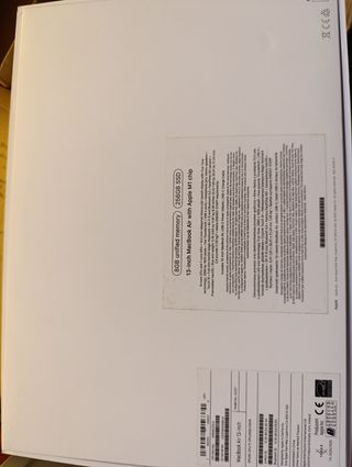 MacBook Air Apple - Caja