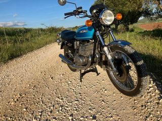 Suzuki GT 380 - Moto Clásica