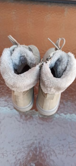 Botines grises de ante