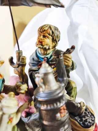Figura cerámica AR.CE.MI multicolor