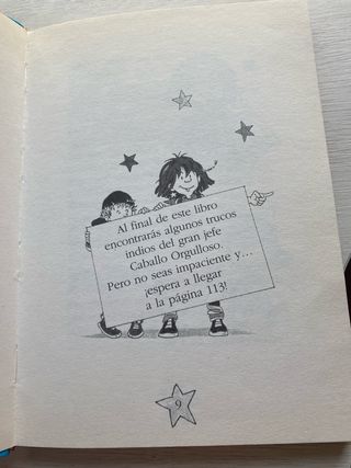 Kika Superbruja y los indios (Spanish Edition)